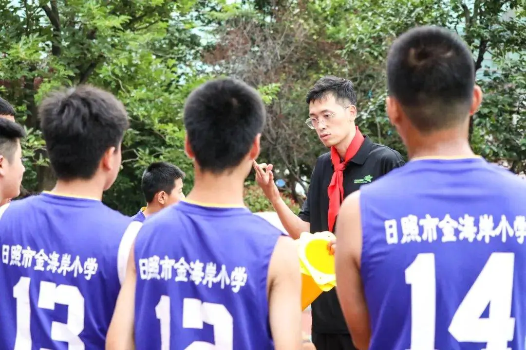 为什么一些职业球员罚球命中率不高?_0